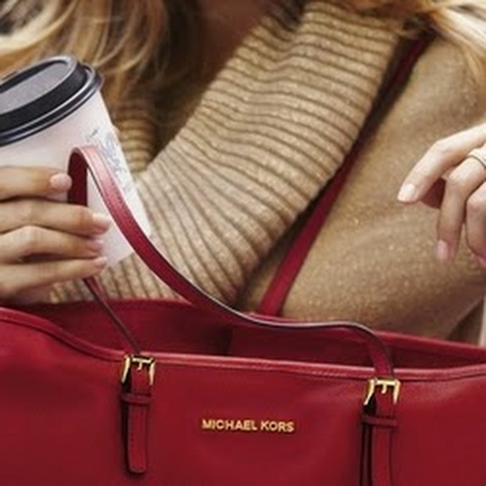 Meet your Posher, Michaela